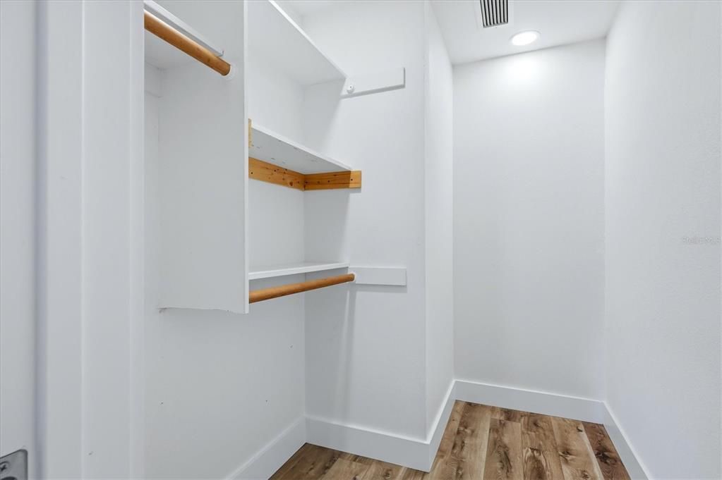 На продажу: $499,000 (4 спален, 3 ванн, 1994 Квадратных фут)