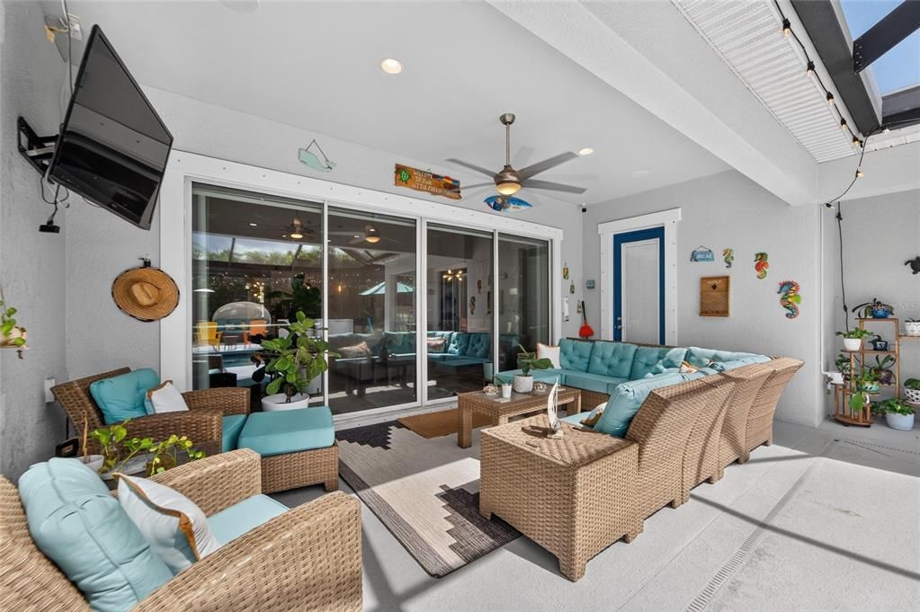 En Venta: $850,000 (4 camas, 3 baños, 3184 Pies cuadrados)