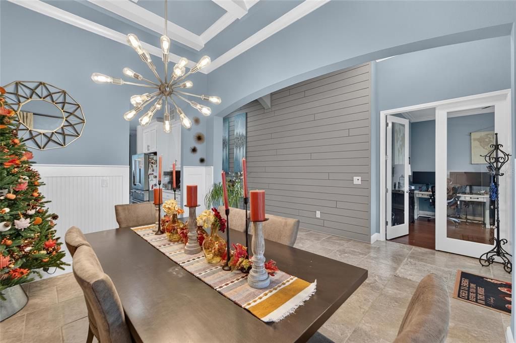 En Venta: $850,000 (4 camas, 3 baños, 3184 Pies cuadrados)