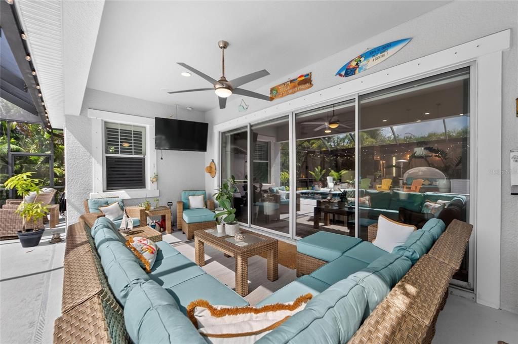En Venta: $850,000 (4 camas, 3 baños, 3184 Pies cuadrados)