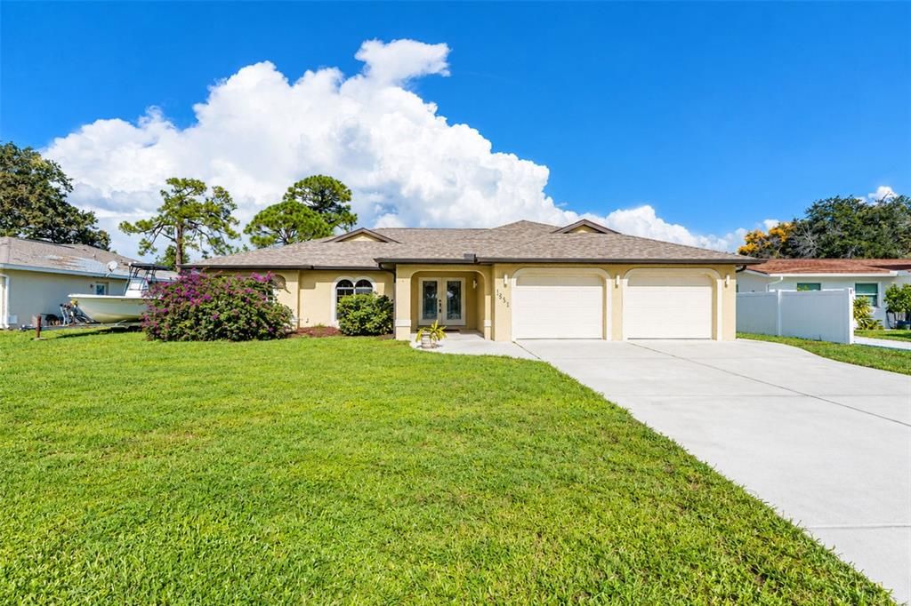 For Sale: $345,000 (2 beds, 2 baths, 1657 Square Feet)