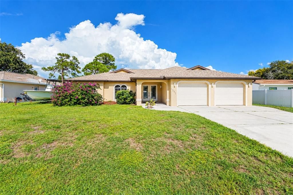For Sale: $345,000 (2 beds, 2 baths, 1657 Square Feet)