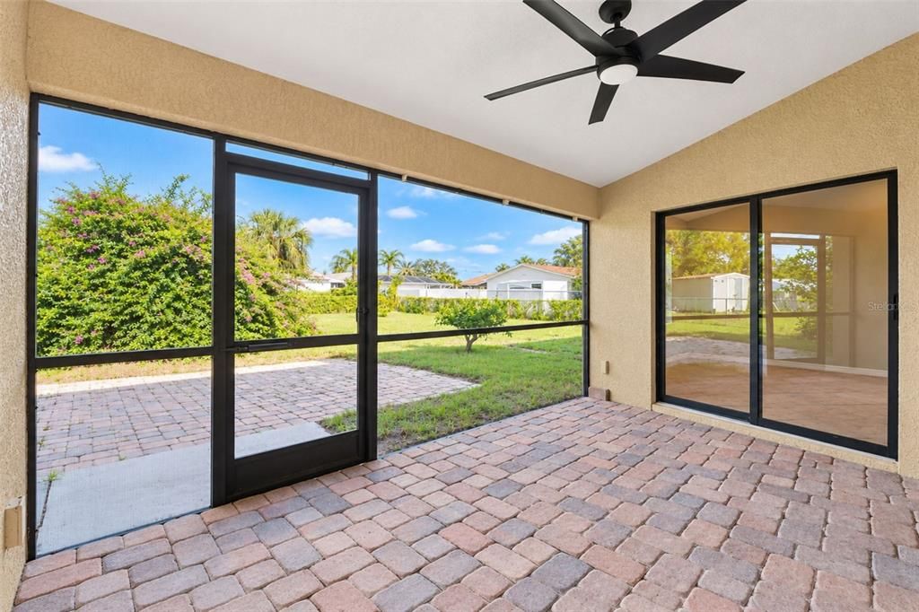 For Sale: $345,000 (2 beds, 2 baths, 1657 Square Feet)
