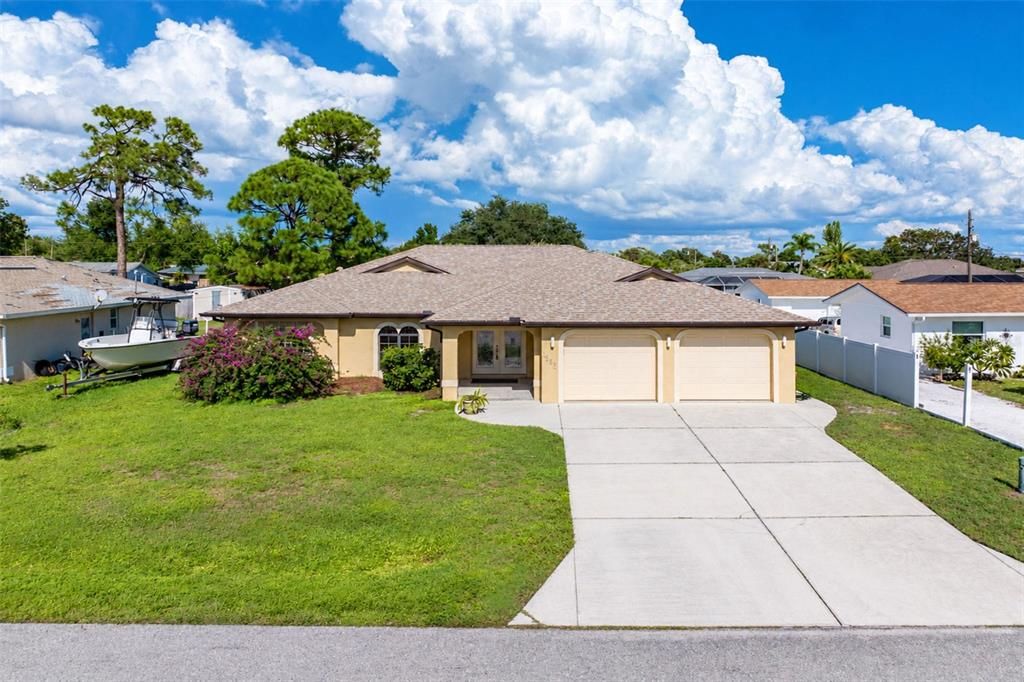 For Sale: $345,000 (2 beds, 2 baths, 1657 Square Feet)