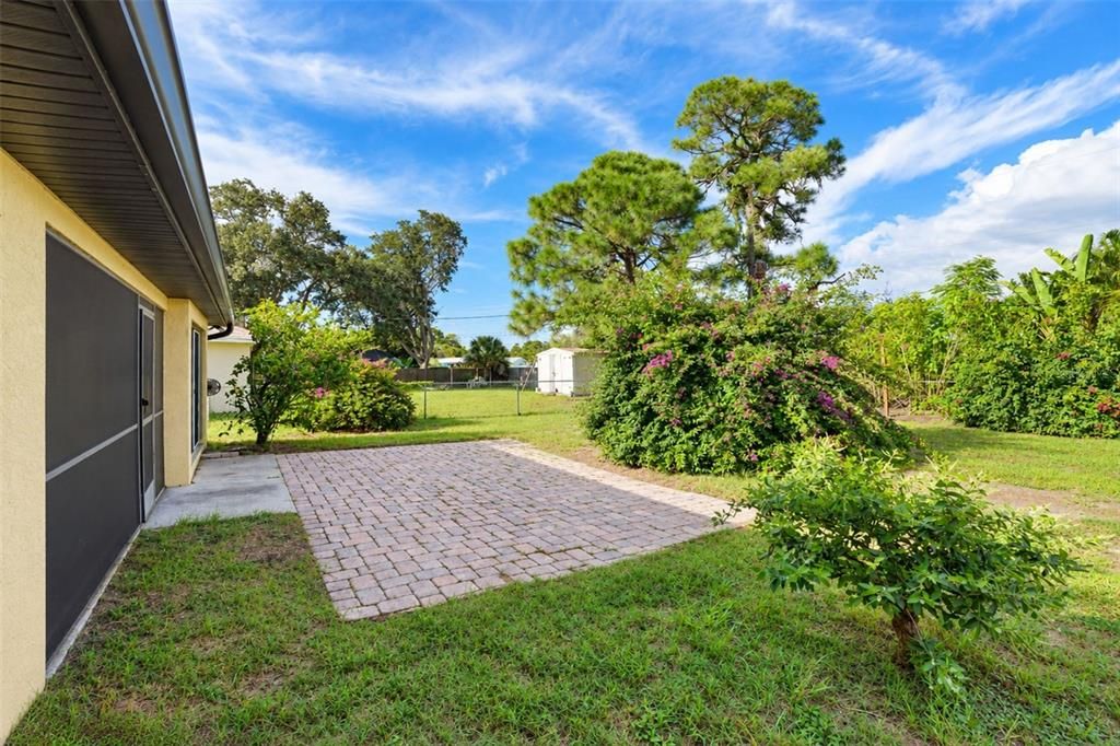 For Sale: $345,000 (2 beds, 2 baths, 1657 Square Feet)