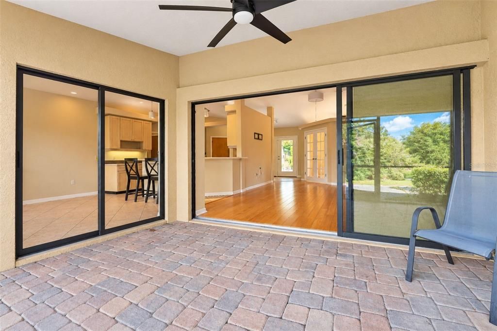 For Sale: $345,000 (2 beds, 2 baths, 1657 Square Feet)