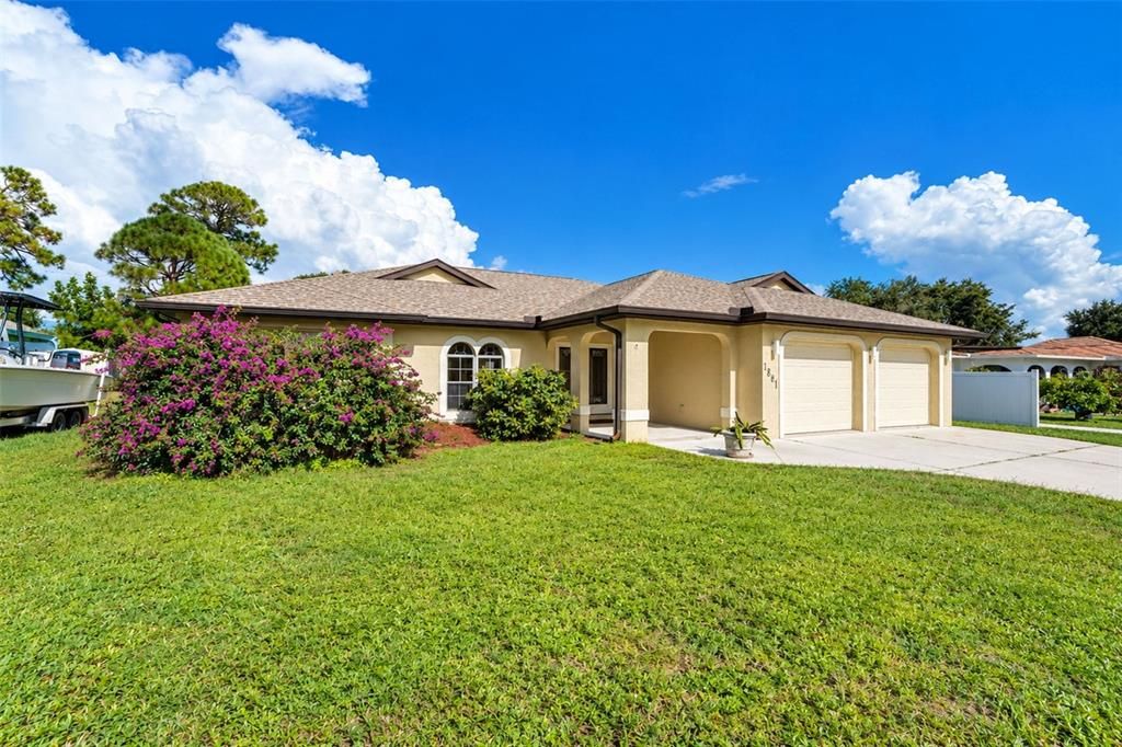 For Sale: $345,000 (2 beds, 2 baths, 1657 Square Feet)