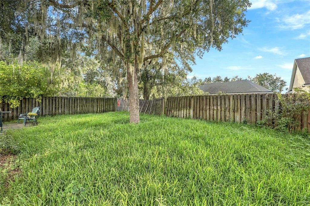 En Venta: $320,000 (3 camas, 2 baños, 1645 Pies cuadrados)