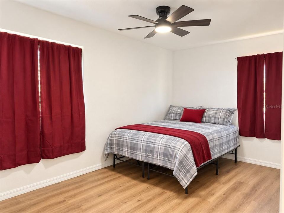 For Rent: $2,200 (3 beds, 2 baths, 1439 Square Feet)