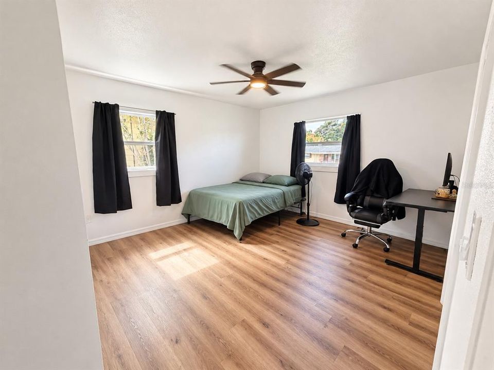 For Rent: $2,200 (3 beds, 2 baths, 1439 Square Feet)