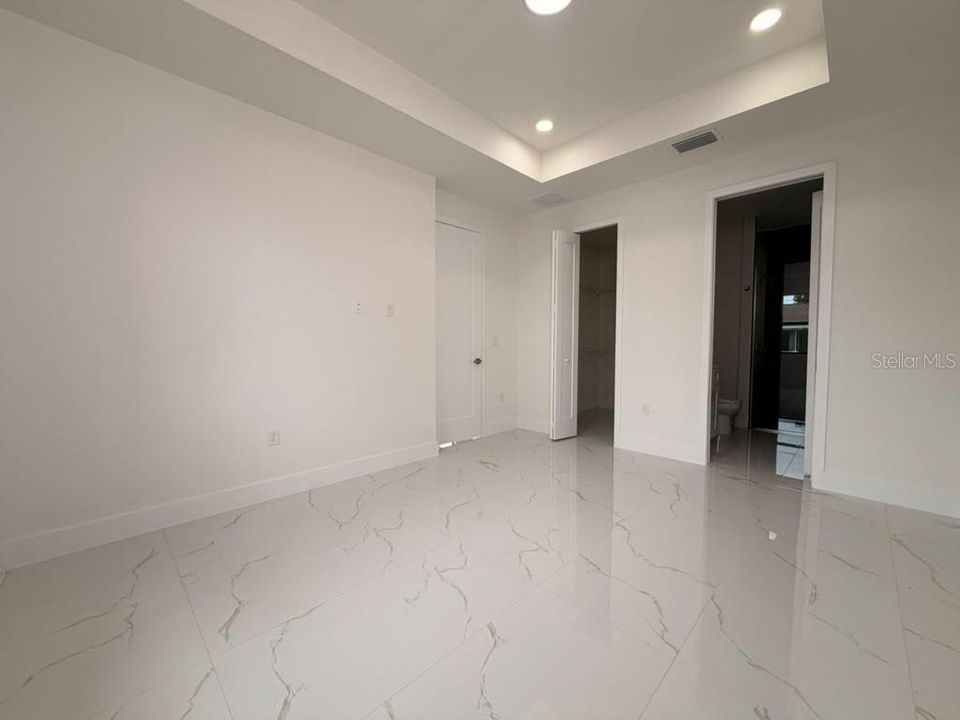 На продажу: $339,900 (3 спален, 2 ванн, 1170 Квадратных фут)