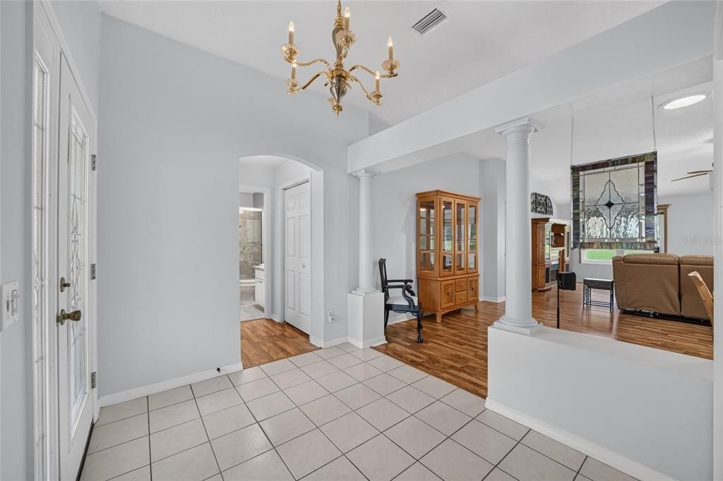 En Venta: $359,900 (2 camas, 2 baños, 1622 Pies cuadrados)