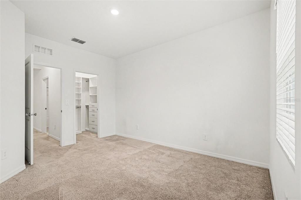 For Sale: $250,000 (3 beds, 2 baths, 1801 Square Feet)