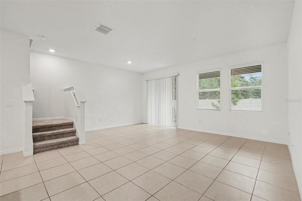 For Sale: $250,000 (3 beds, 2 baths, 1801 Square Feet)