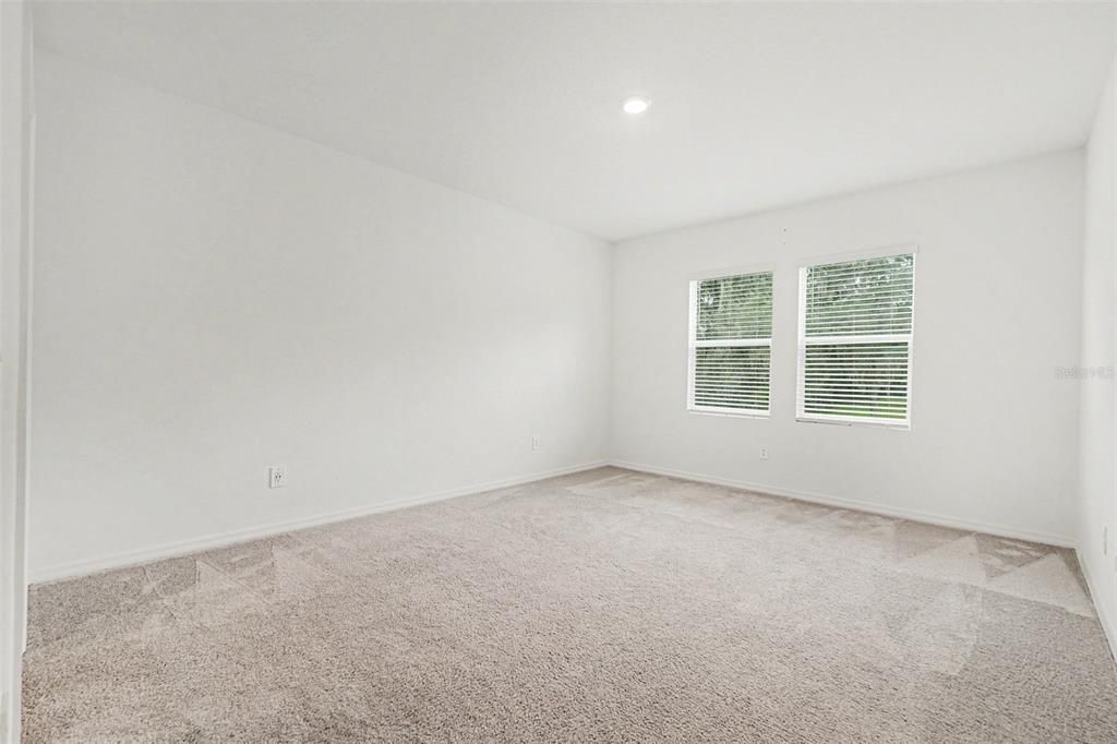 For Sale: $250,000 (3 beds, 2 baths, 1801 Square Feet)