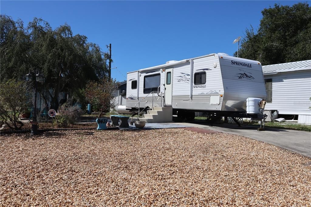 For Sale: $59,900 (1 beds, 1 baths, 280 Square Feet)