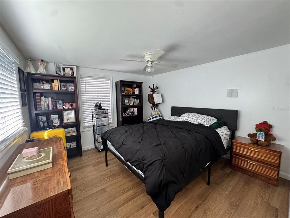 For Sale: $170,000 (2 beds, 2 baths, 1404 Square Feet)