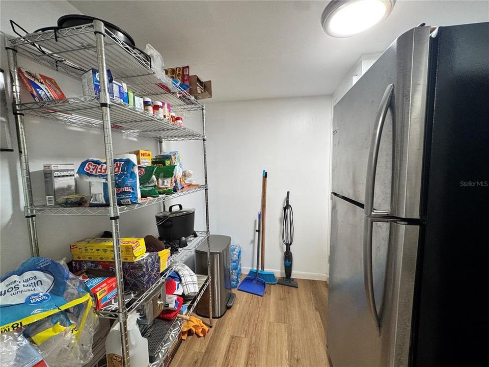 For Sale: $170,000 (2 beds, 2 baths, 1404 Square Feet)