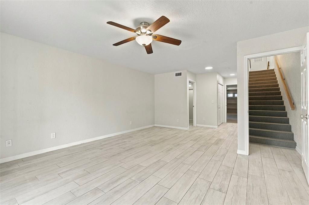 For Rent: $2,850 (4 beds, 4 baths, 2174 Square Feet)