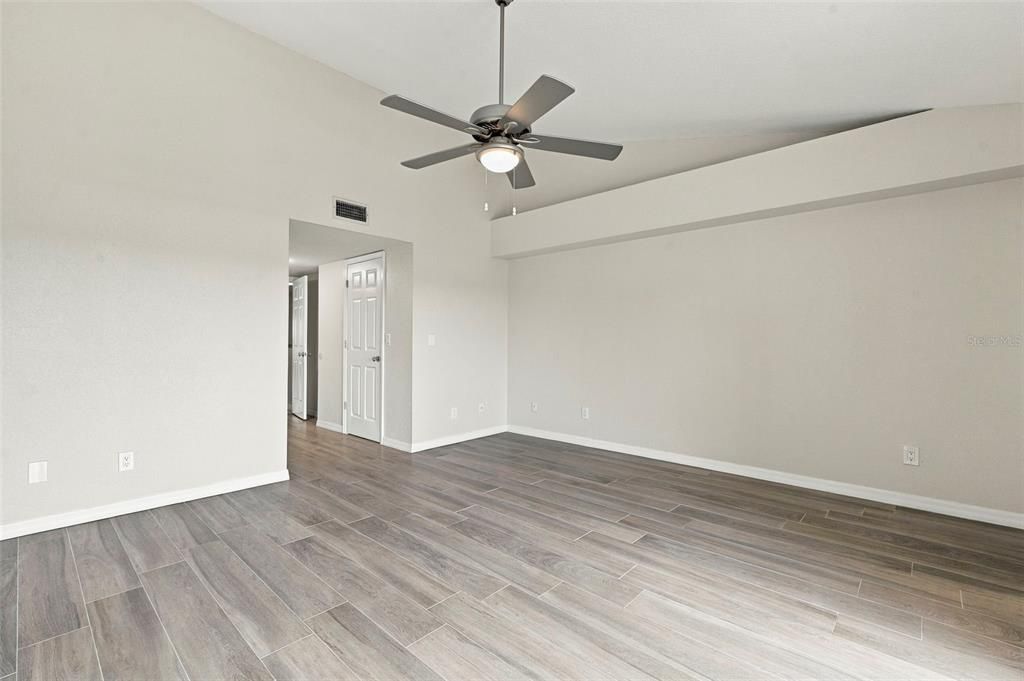 For Rent: $2,850 (4 beds, 4 baths, 2174 Square Feet)
