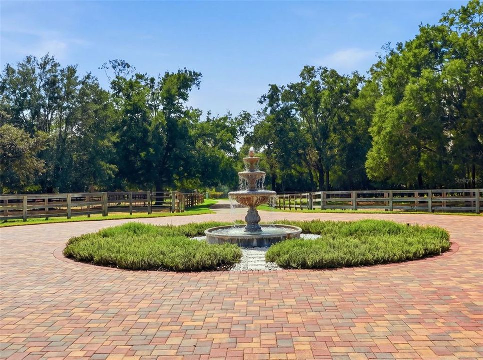 For Sale: $3,100,000 (4 beds, 4 baths, 5217 Square Feet)