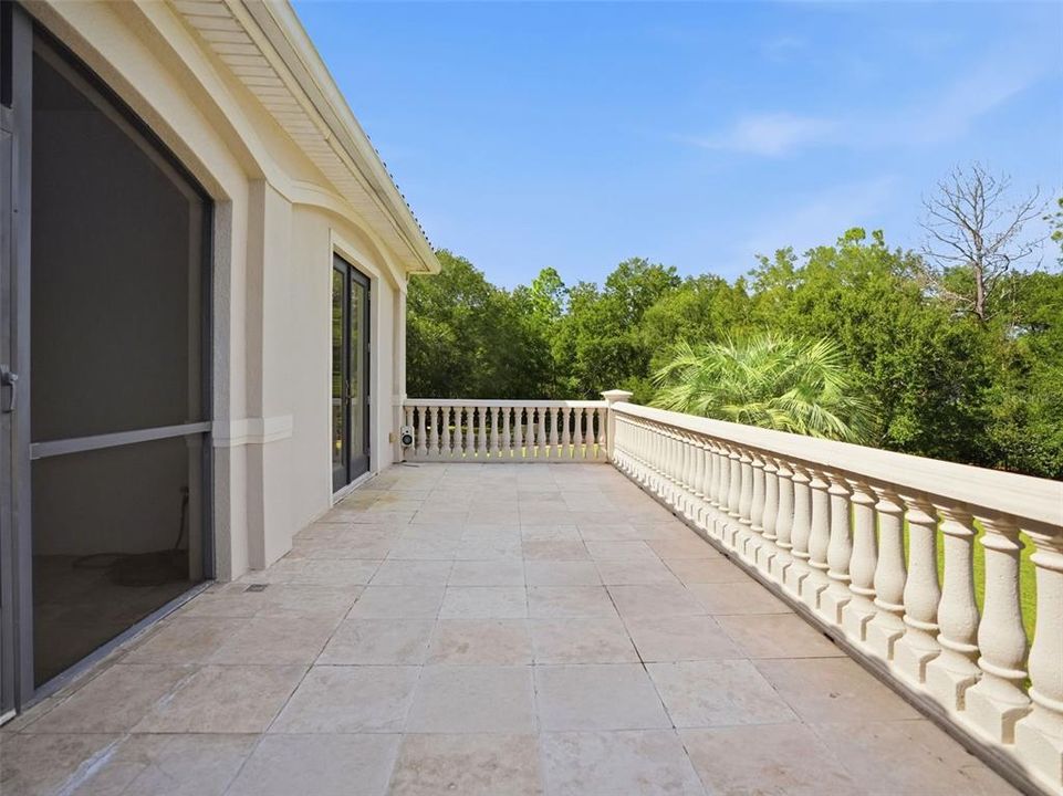 For Sale: $3,100,000 (4 beds, 4 baths, 5217 Square Feet)