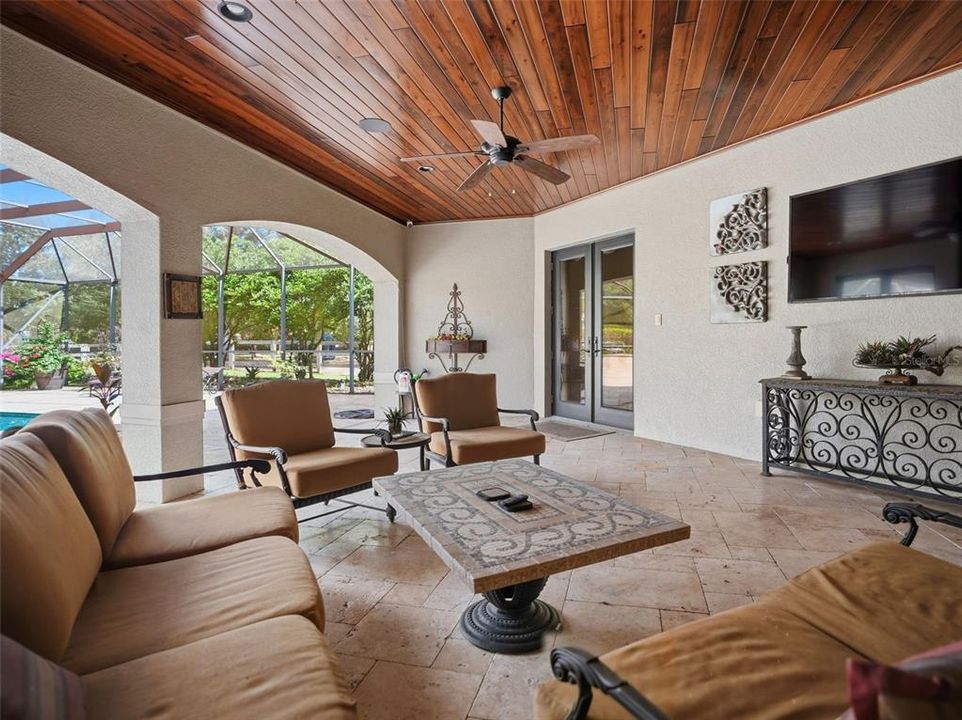 For Sale: $3,100,000 (4 beds, 4 baths, 5217 Square Feet)