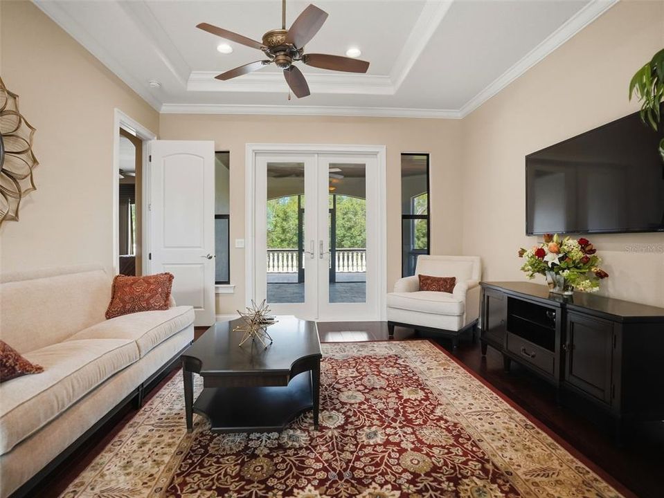 For Sale: $3,100,000 (4 beds, 4 baths, 5217 Square Feet)