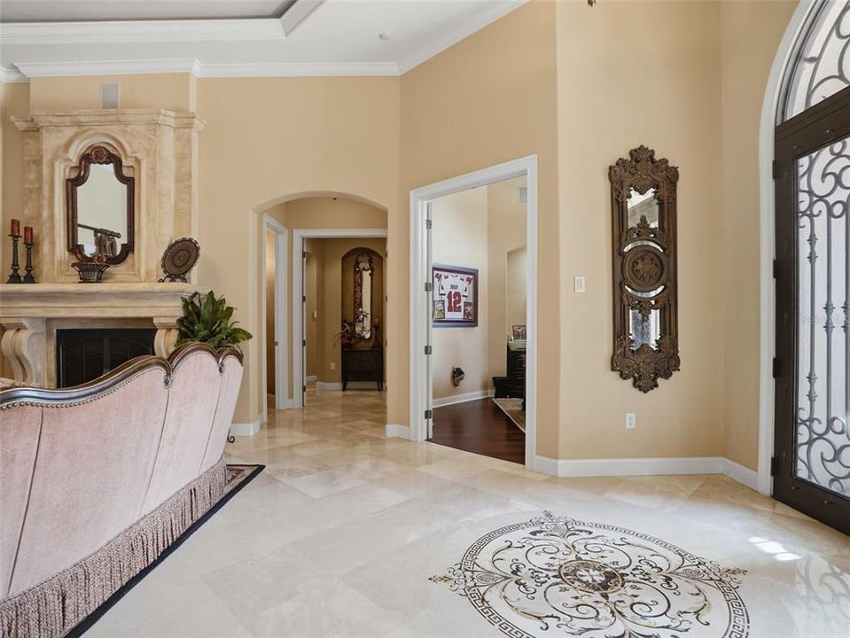 For Sale: $3,100,000 (4 beds, 4 baths, 5217 Square Feet)