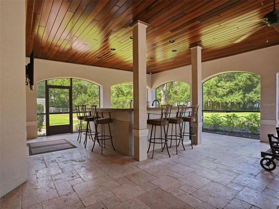 For Sale: $3,100,000 (4 beds, 4 baths, 5217 Square Feet)