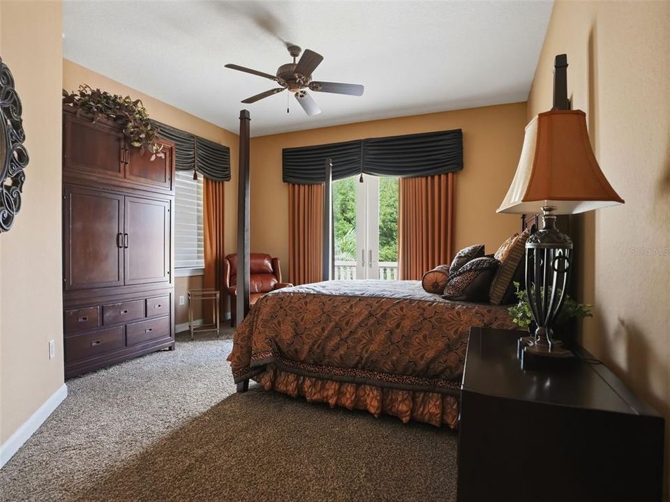 For Sale: $3,100,000 (4 beds, 4 baths, 5217 Square Feet)