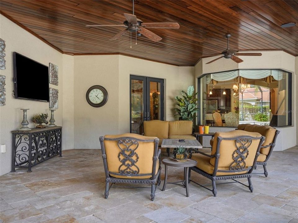 For Sale: $3,100,000 (4 beds, 4 baths, 5217 Square Feet)