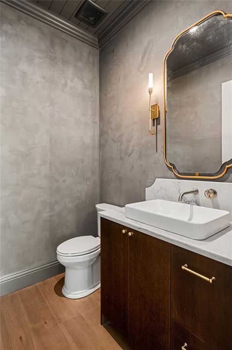 For Sale: $3,195,000 (4 beds, 4 baths, 4311 Square Feet)