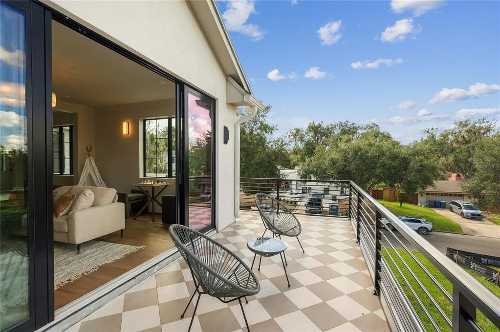 For Sale: $3,195,000 (4 beds, 4 baths, 4311 Square Feet)