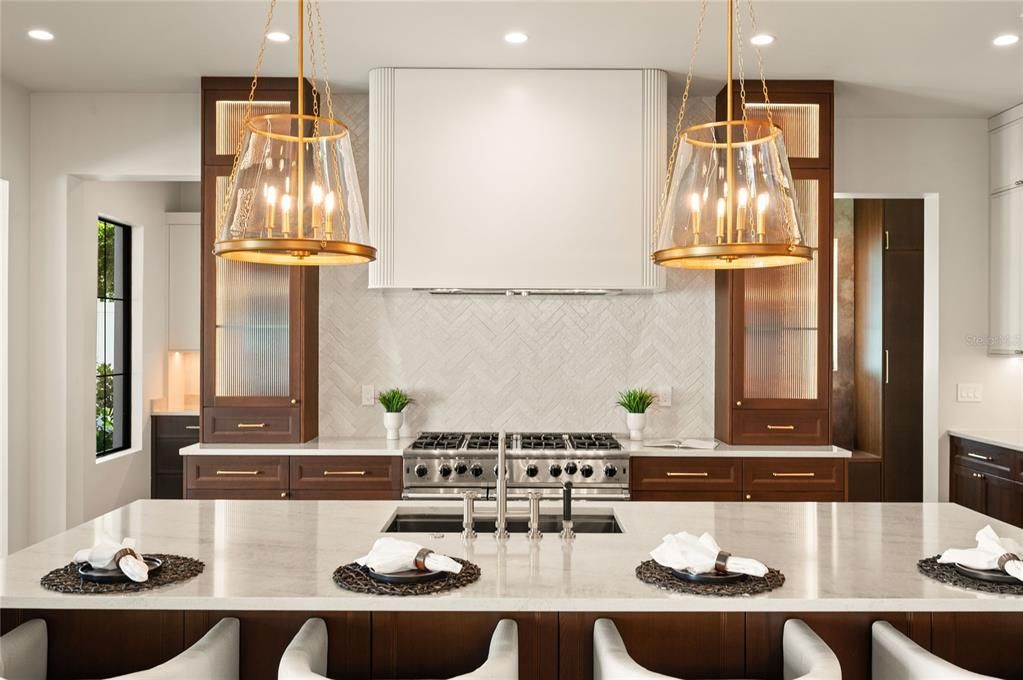 For Sale: $3,195,000 (4 beds, 4 baths, 4311 Square Feet)