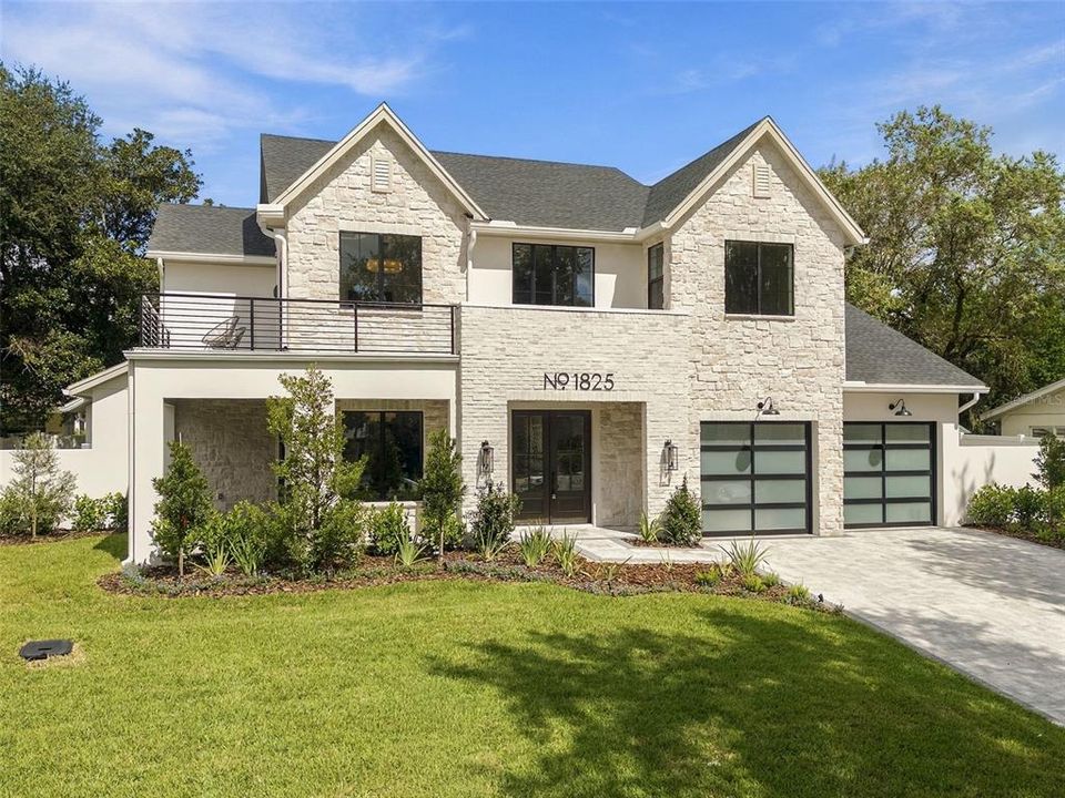 For Sale: $3,195,000 (4 beds, 4 baths, 4311 Square Feet)