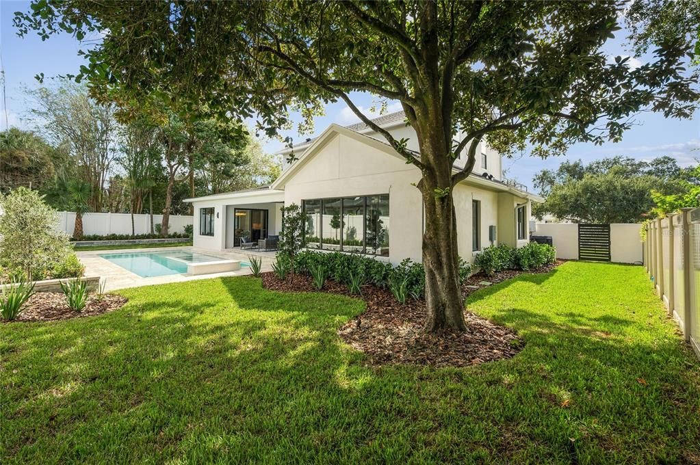 For Sale: $3,195,000 (4 beds, 4 baths, 4311 Square Feet)