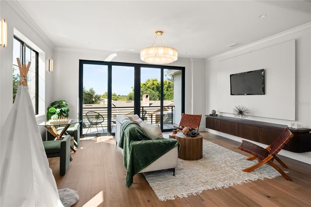 For Sale: $3,195,000 (4 beds, 4 baths, 4311 Square Feet)