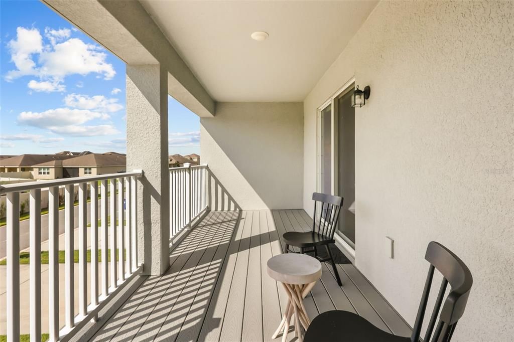 For Sale: $335,000 (3 beds, 2 baths, 1528 Square Feet)