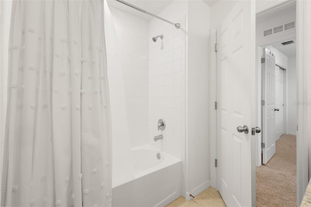 For Sale: $335,000 (3 beds, 2 baths, 1528 Square Feet)