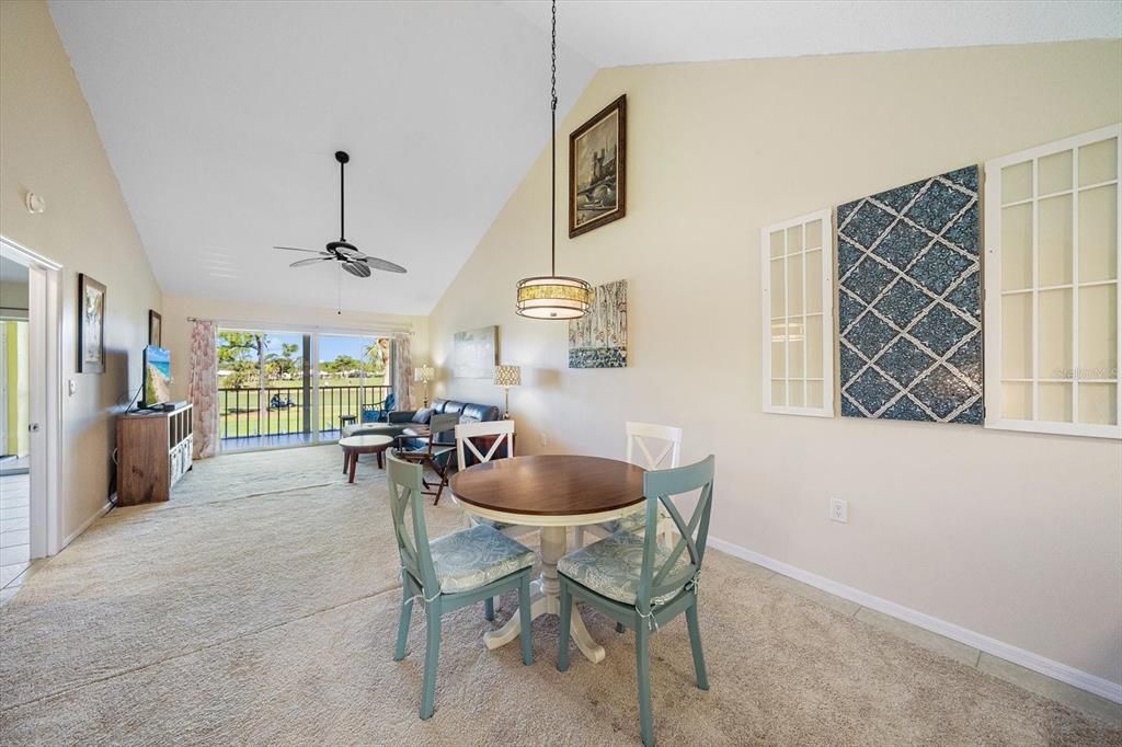 En Venta: $179,999 (2 camas, 2 baños, 1110 Pies cuadrados)