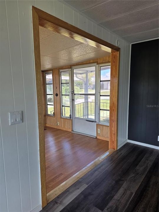 For Sale: $139,900 (2 beds, 2 baths, 1248 Square Feet)