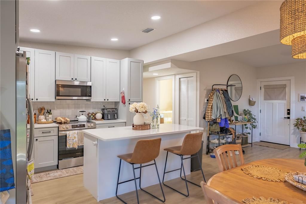 For Sale: $455,000 (3 beds, 2 baths, 1801 Square Feet)