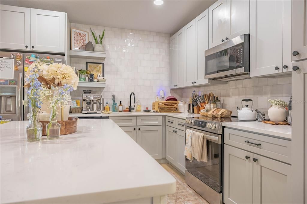 For Sale: $455,000 (3 beds, 2 baths, 1801 Square Feet)