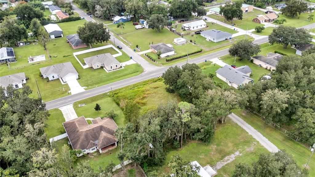 На продажу: $44,000 (0.28 acres)