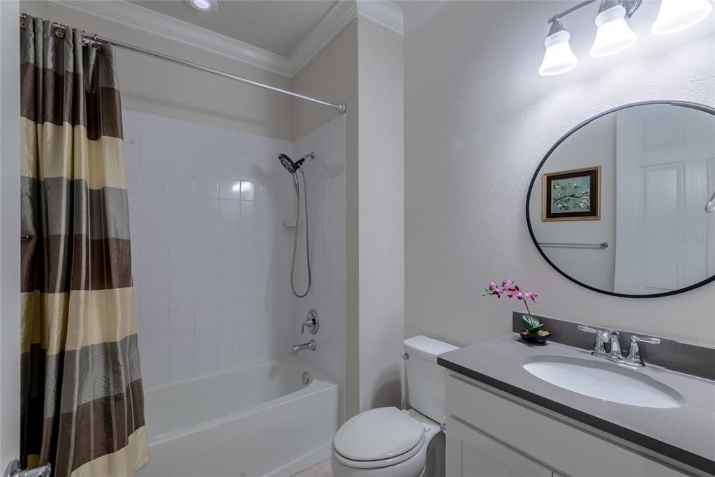 En Venta: $395,000 (2 camas, 2 baños, 1471 Pies cuadrados)