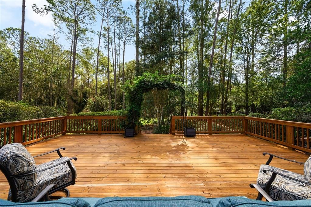En Venta: $899,000 (4 camas, 3 baños, 4206 Pies cuadrados)