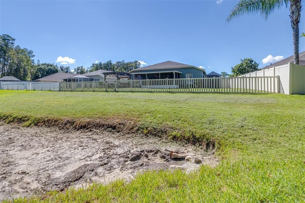 For Sale: $350,000 (4 beds, 2 baths, 1665 Square Feet)
