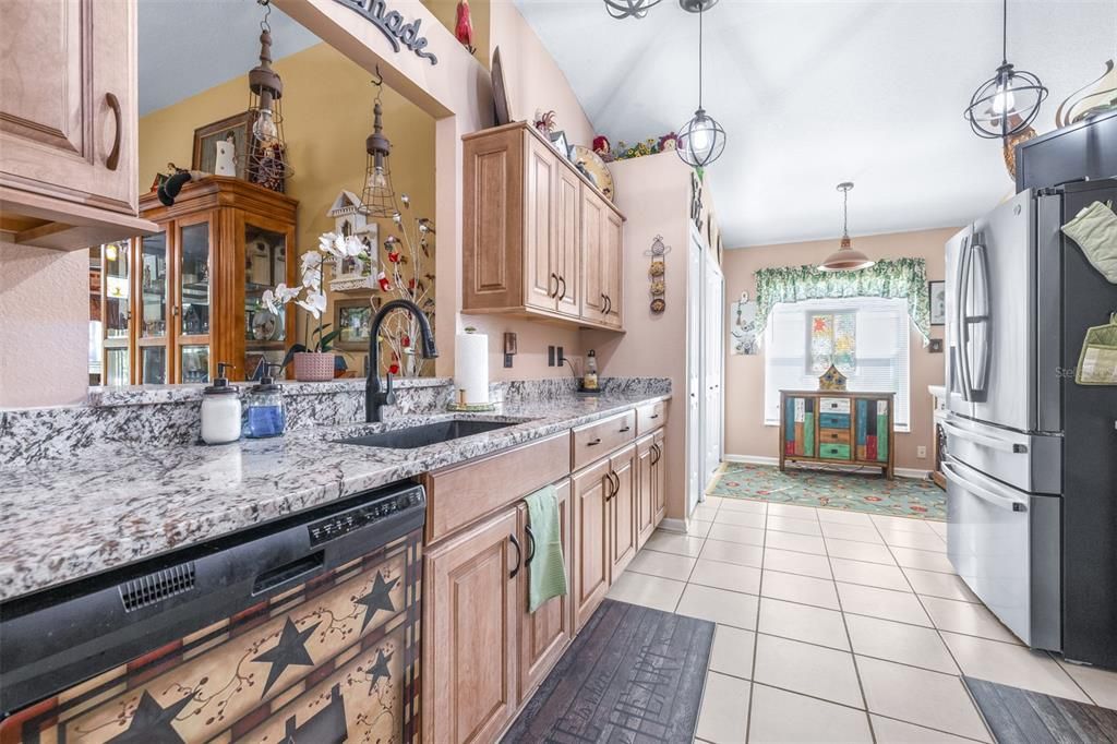 For Sale: $350,000 (4 beds, 2 baths, 1665 Square Feet)
