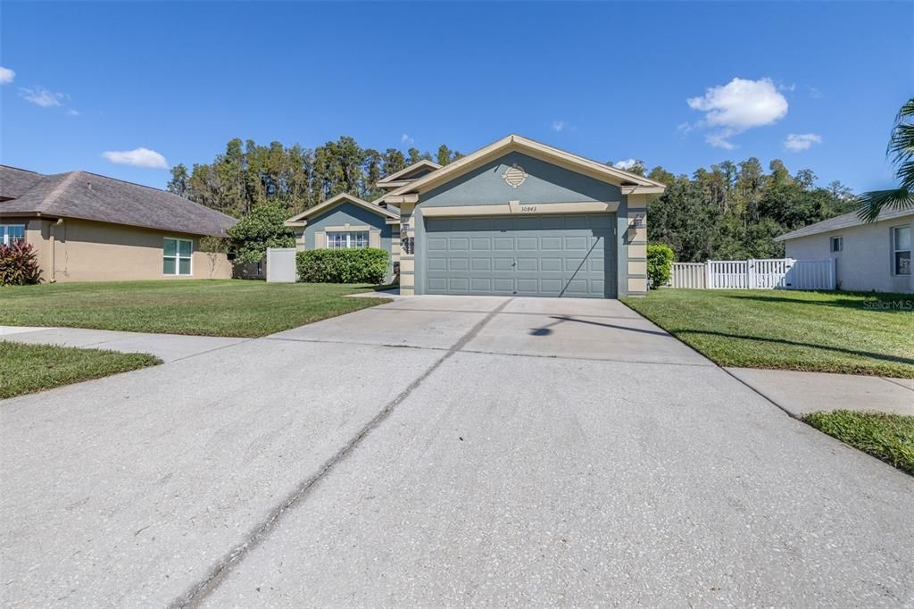 For Sale: $350,000 (4 beds, 2 baths, 1665 Square Feet)